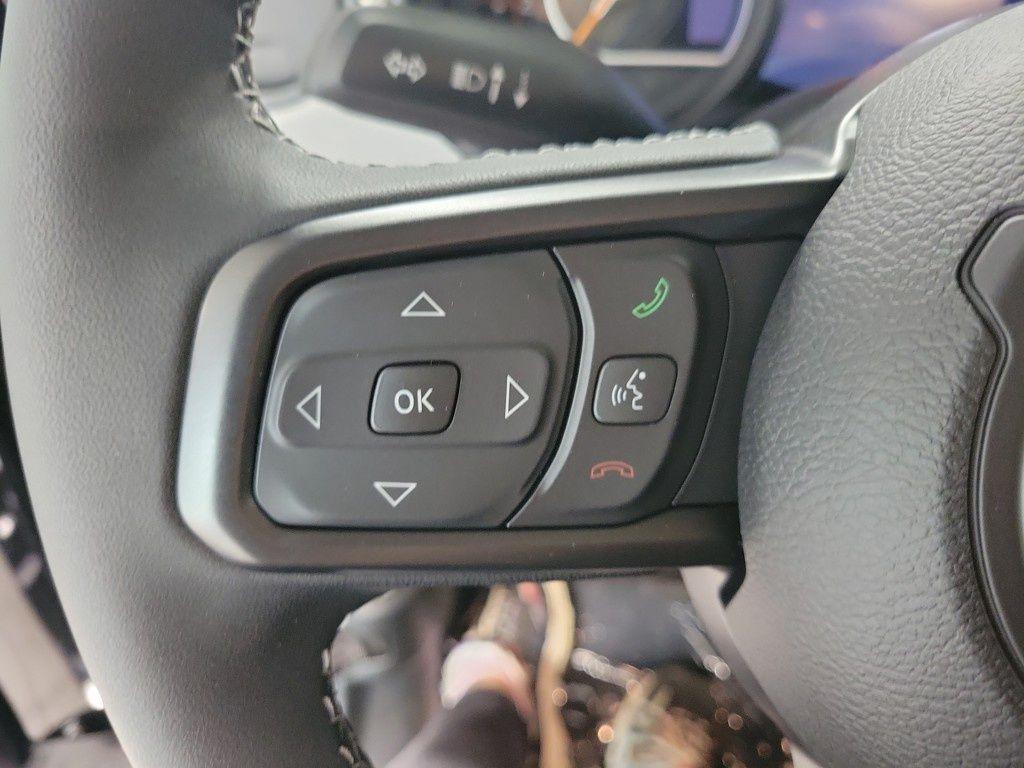 new 2025 Jeep Gladiator car, priced at $46,739