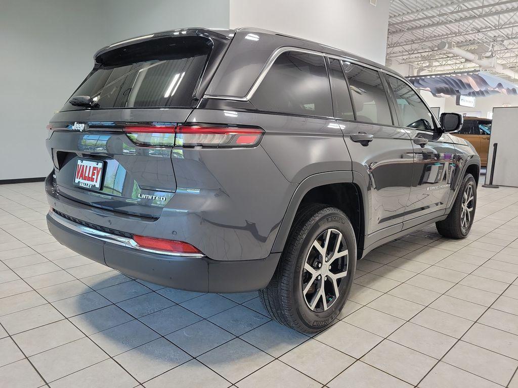 used 2024 Jeep Grand Cherokee car, priced at $35,000