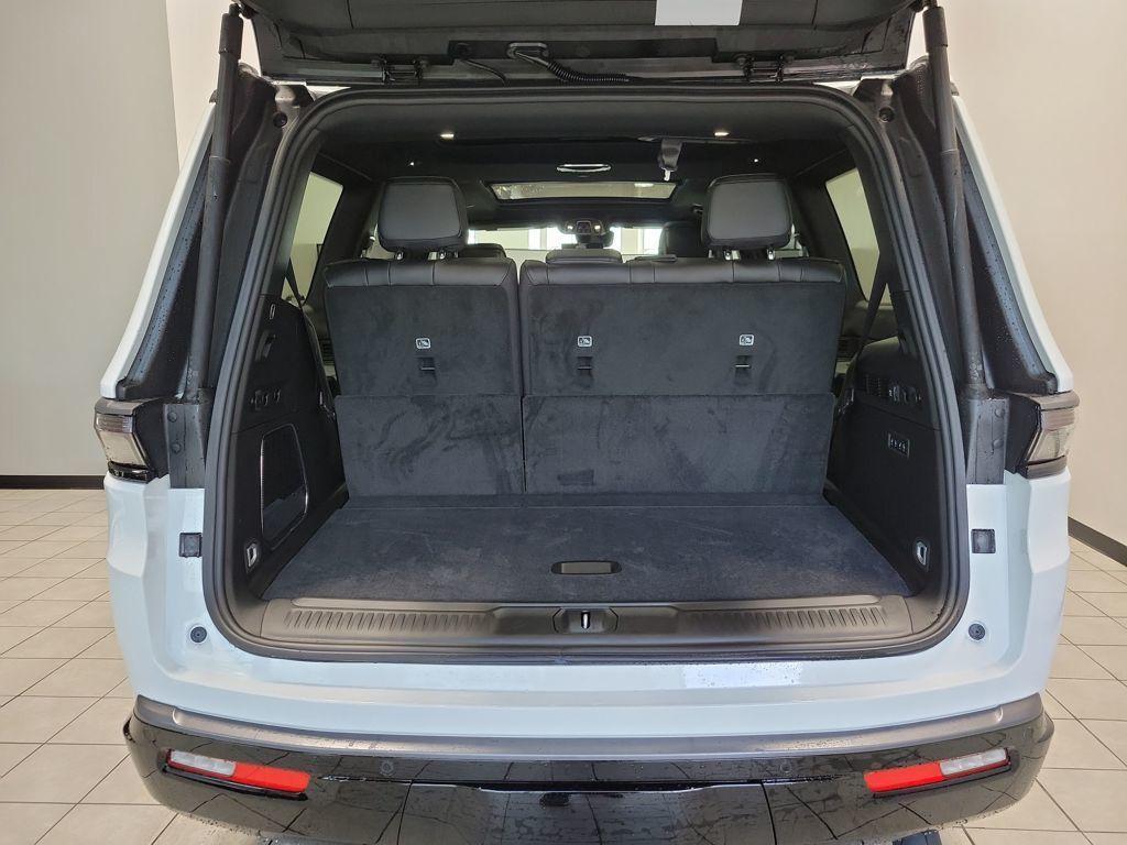 new 2026 Jeep Grand Wagoneer car, priced at $81,860