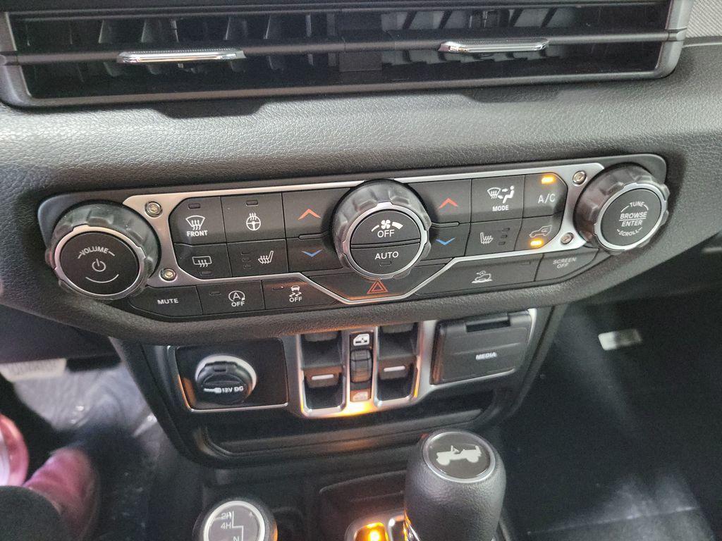 new 2026 Jeep Wrangler car, priced at $47,149