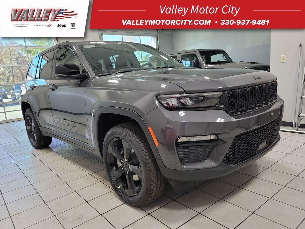 new 2025 Jeep Grand Cherokee car, priced at $46,979