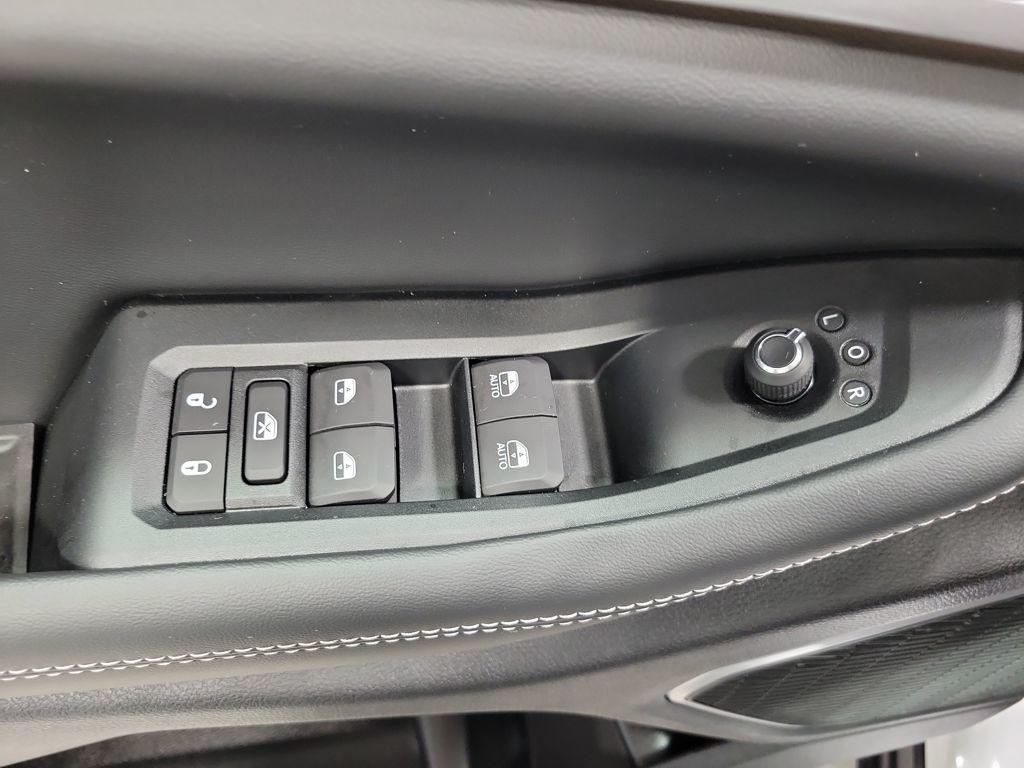 new 2026 Jeep Grand Cherokee car, priced at $50,210