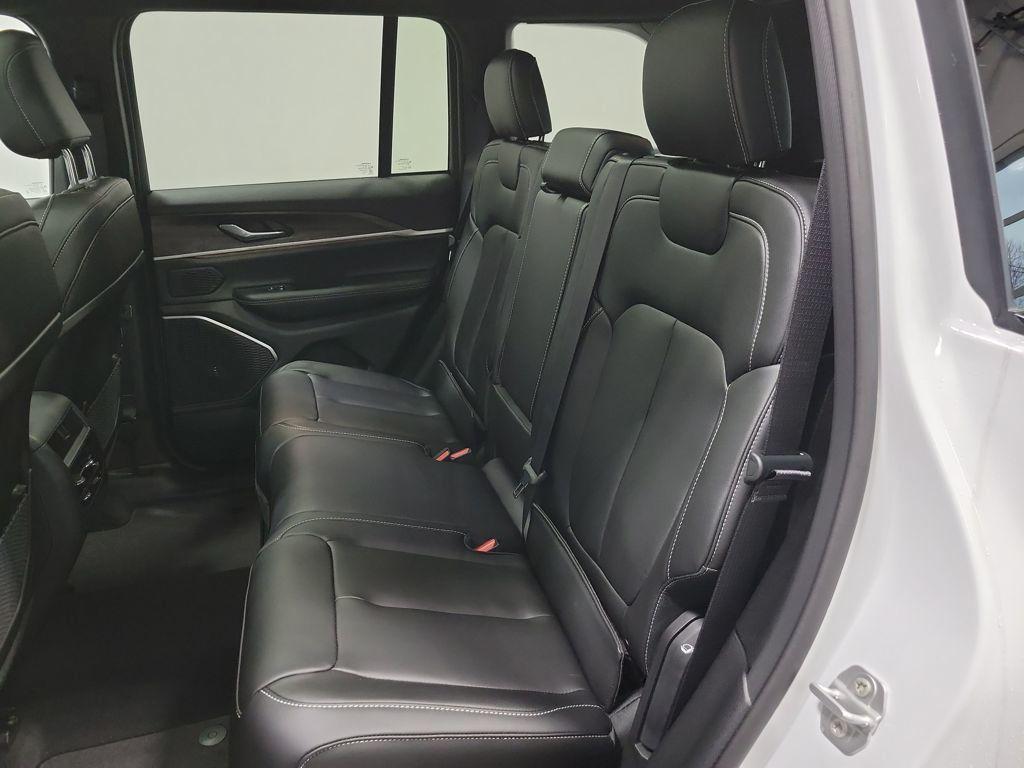 new 2026 Jeep Grand Cherokee car, priced at $50,210