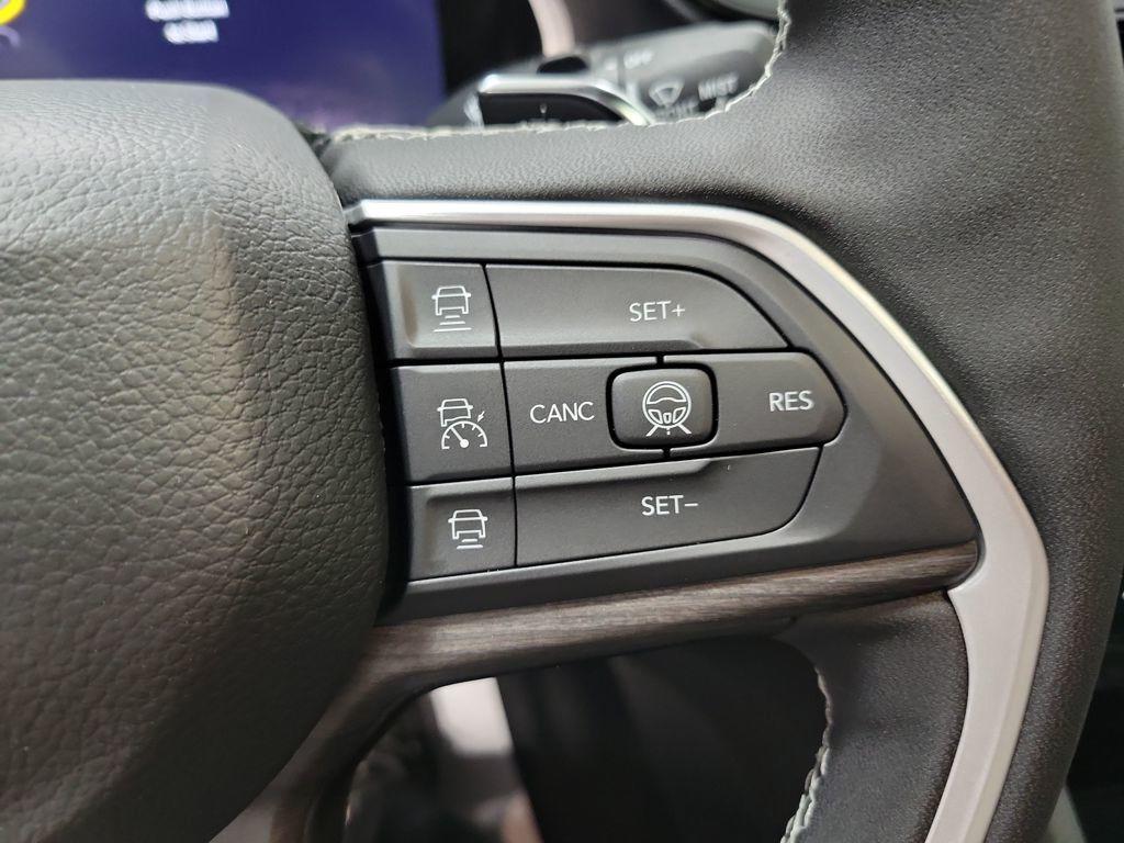 new 2026 Jeep Grand Cherokee car, priced at $50,210