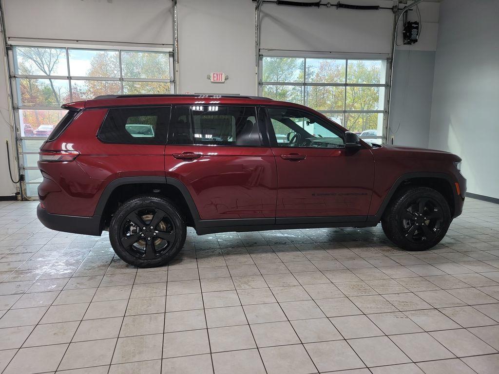 new 2025 Jeep Grand Cherokee L car, priced at $46,914
