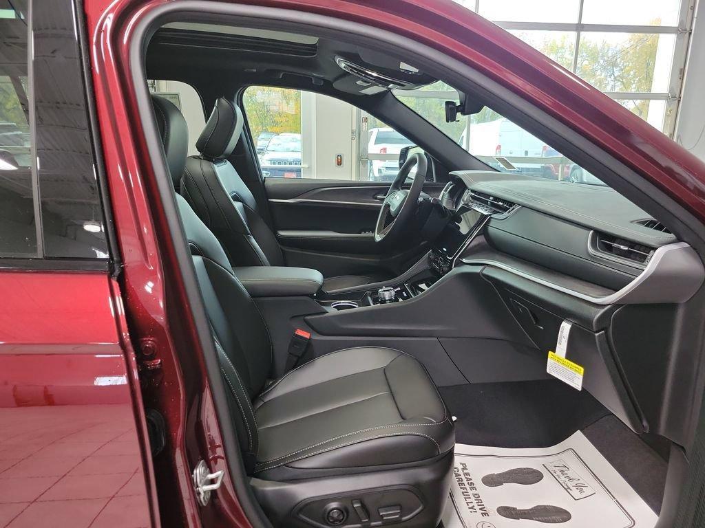 new 2025 Jeep Grand Cherokee L car, priced at $46,362