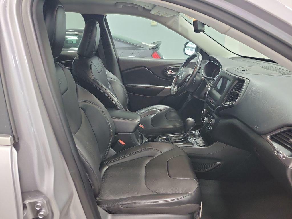 used 2021 Jeep Cherokee car, priced at $17,999