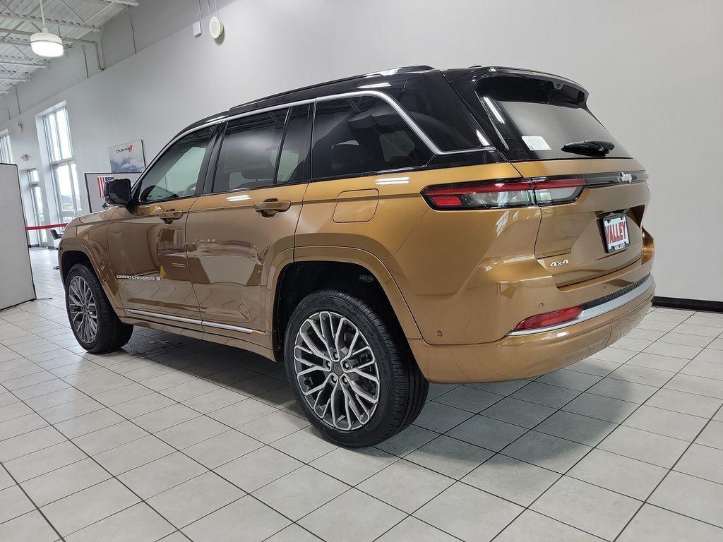 new 2026 Jeep Grand Cherokee car, priced at $57,952