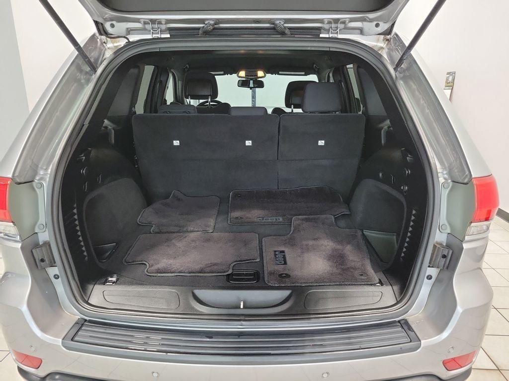 used 2016 Jeep Grand Cherokee car, priced at $14,499