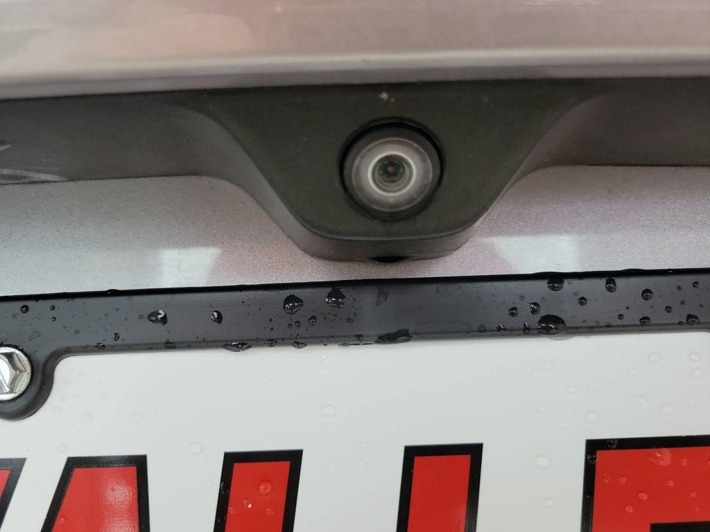 used 2016 Jeep Grand Cherokee car, priced at $14,499