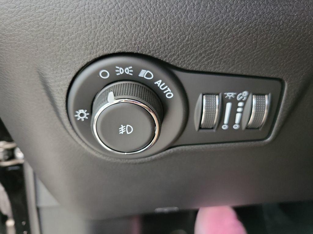 new 2026 Jeep Compass car, priced at $32,420