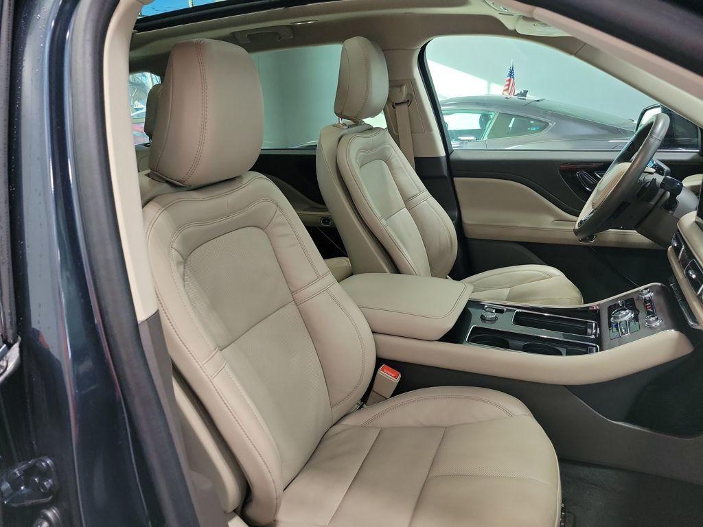 used 2024 Lincoln Aviator car, priced at $49,999