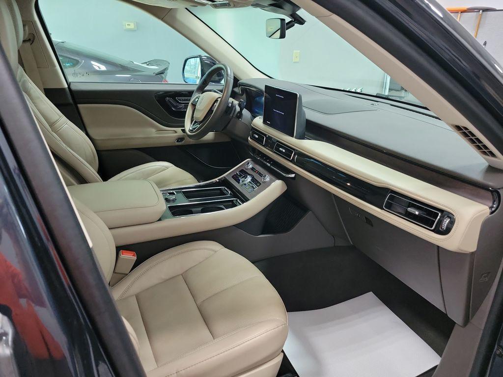 used 2024 Lincoln Aviator car, priced at $49,999