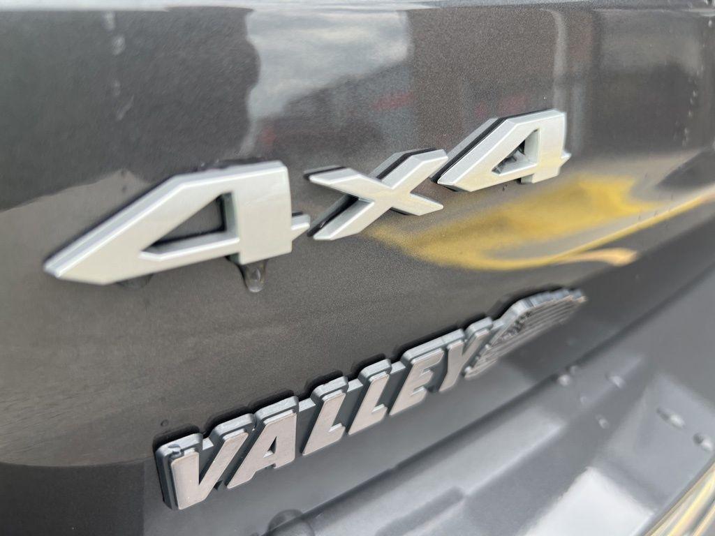 new 2025 Jeep Grand Cherokee L car, priced at $57,557