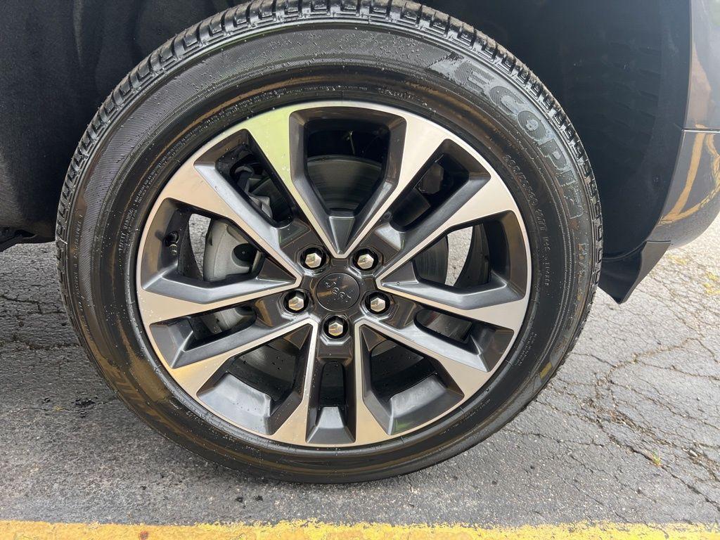 new 2025 Jeep Grand Cherokee L car, priced at $57,557