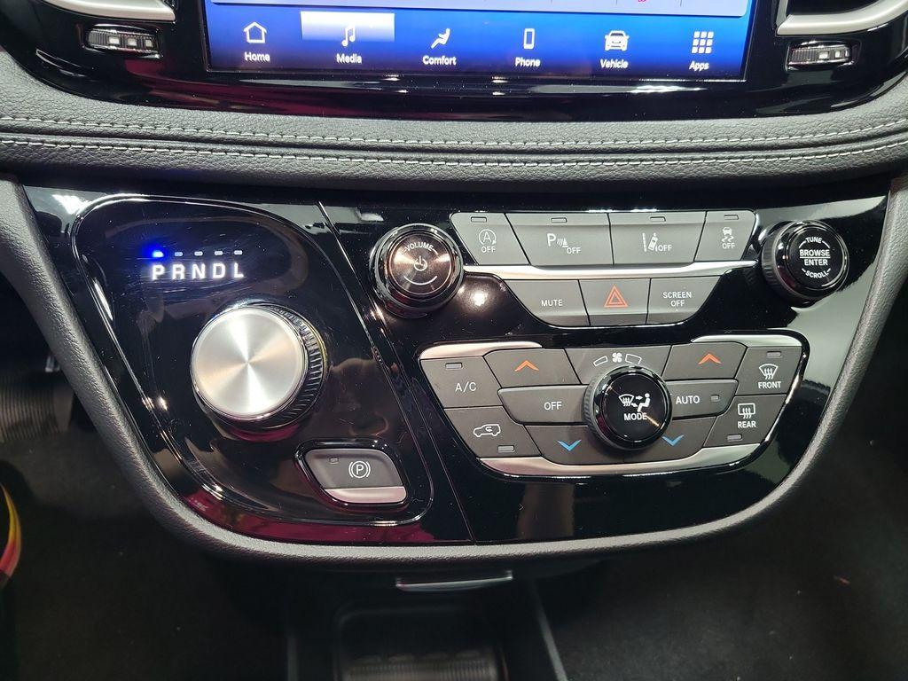new 2027 Chrysler Pacifica car, priced at $45,540