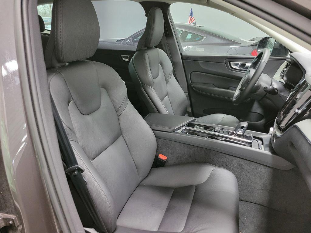 used 2025 Volvo XC60 car, priced at $35,499