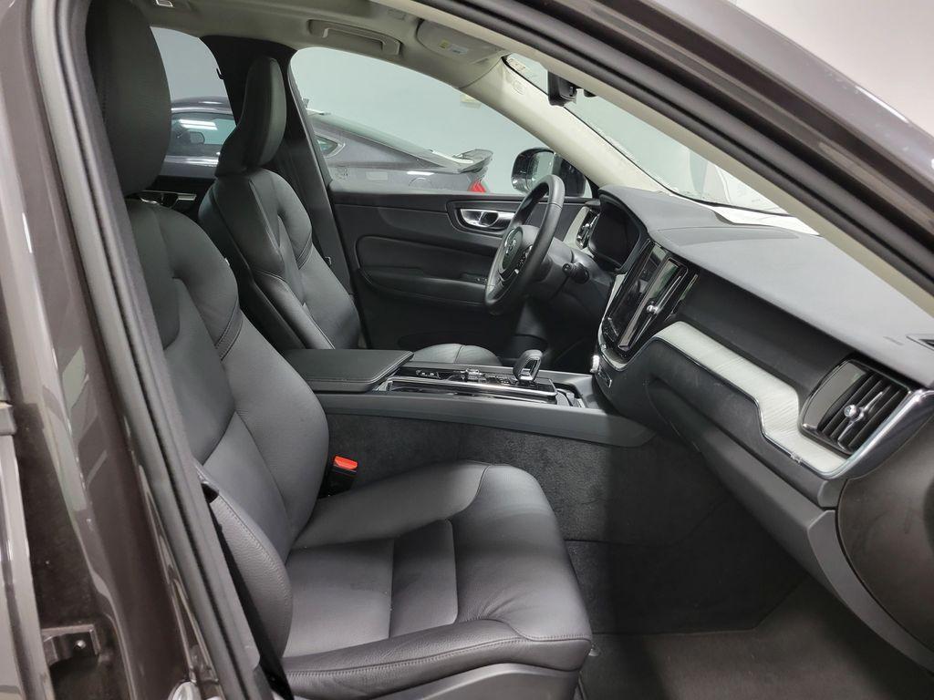 used 2025 Volvo XC60 car, priced at $35,499