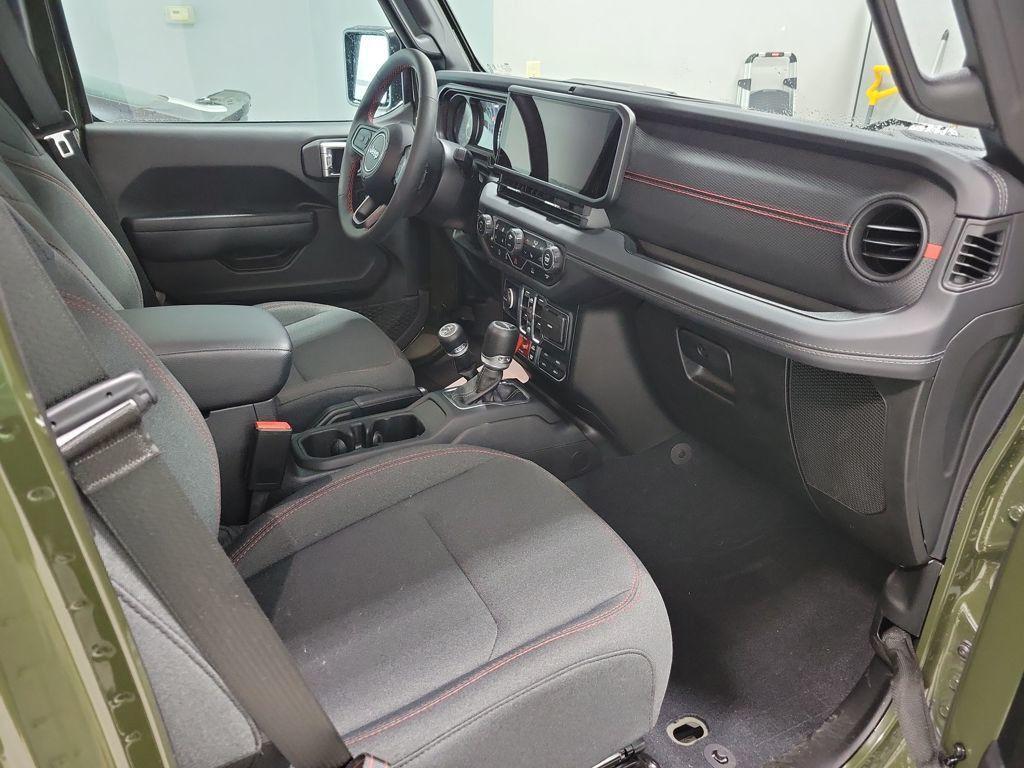 used 2024 Jeep Gladiator car, priced at $43,558
