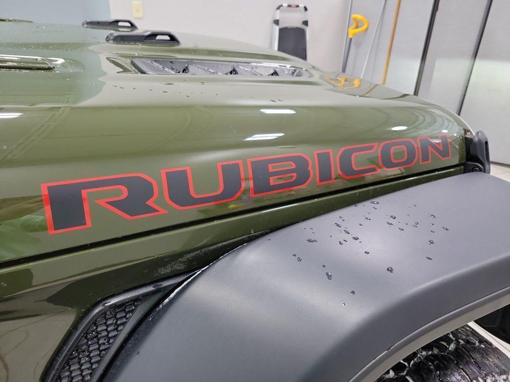 used 2024 Jeep Gladiator car, priced at $43,558