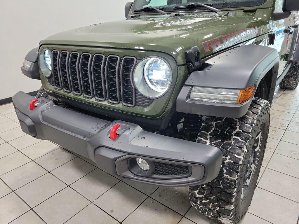 used 2024 Jeep Gladiator car, priced at $43,558
