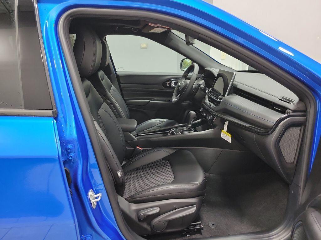 new 2025 Jeep Compass car, priced at $35,360