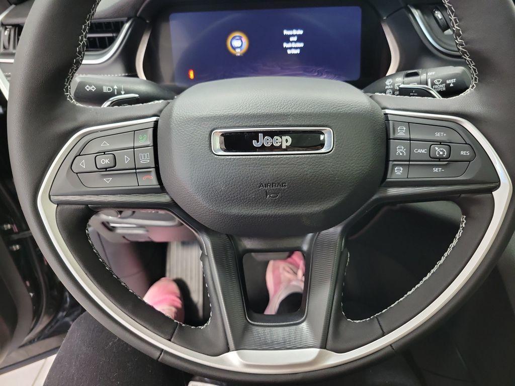 new 2025 Jeep Grand Cherokee L car, priced at $45,064