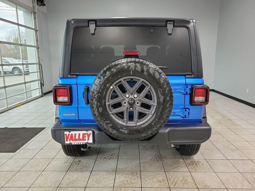 new 2026 Jeep Wrangler car, priced at $43,964