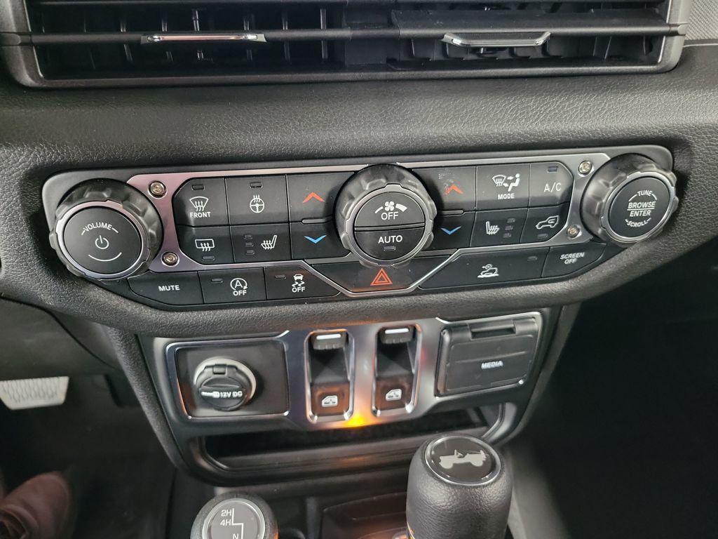 new 2026 Jeep Wrangler car, priced at $43,964