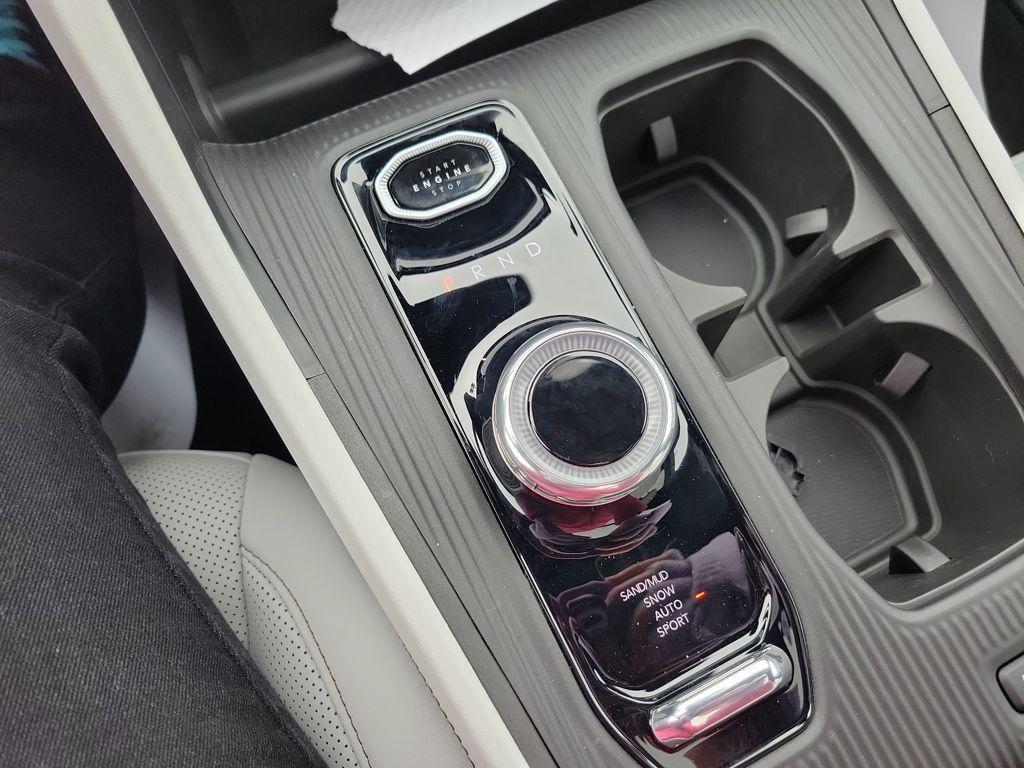 new 2026 Jeep Cherokee car, priced at $44,219