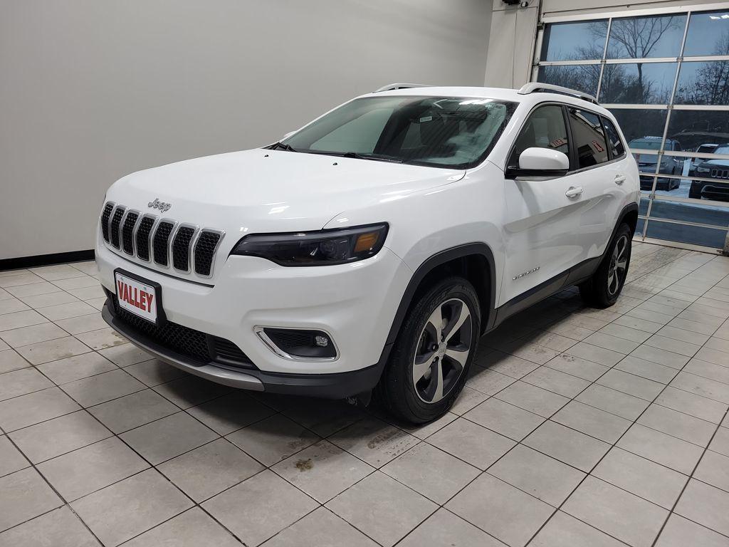 used 2019 Jeep Cherokee car, priced at $17,999