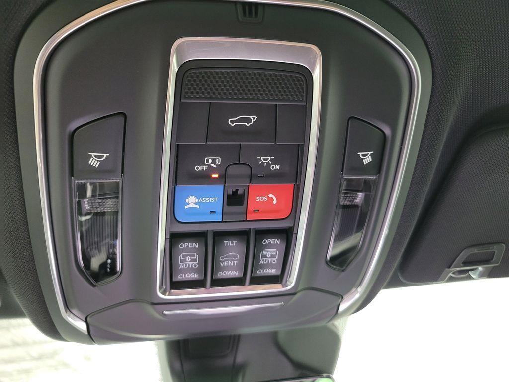 new 2026 Jeep Grand Cherokee car, priced at $50,854