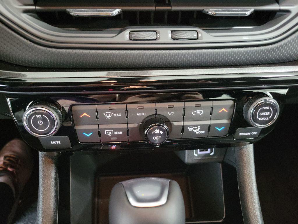 new 2026 Jeep Compass car, priced at $35,221