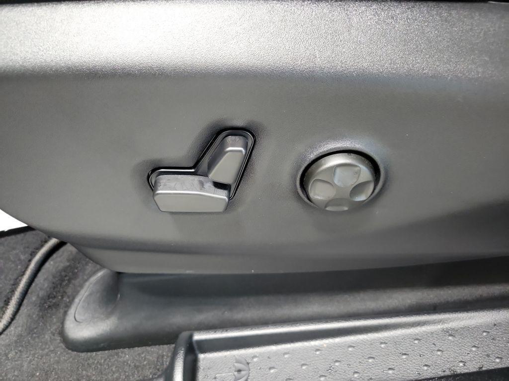 new 2026 Chrysler Pacifica car, priced at $43,860