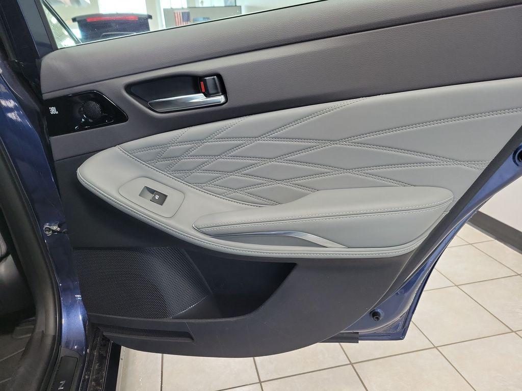 used 2019 Toyota Avalon car, priced at $28,000