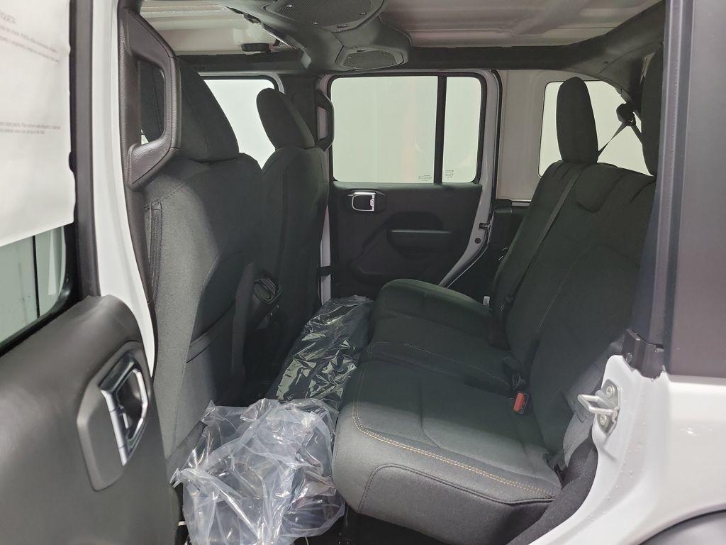 new 2026 Jeep Wrangler car, priced at $48,072