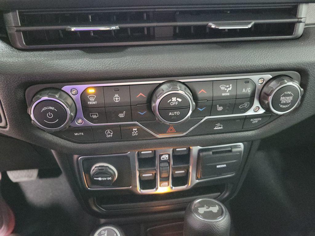 new 2026 Jeep Wrangler car, priced at $48,072