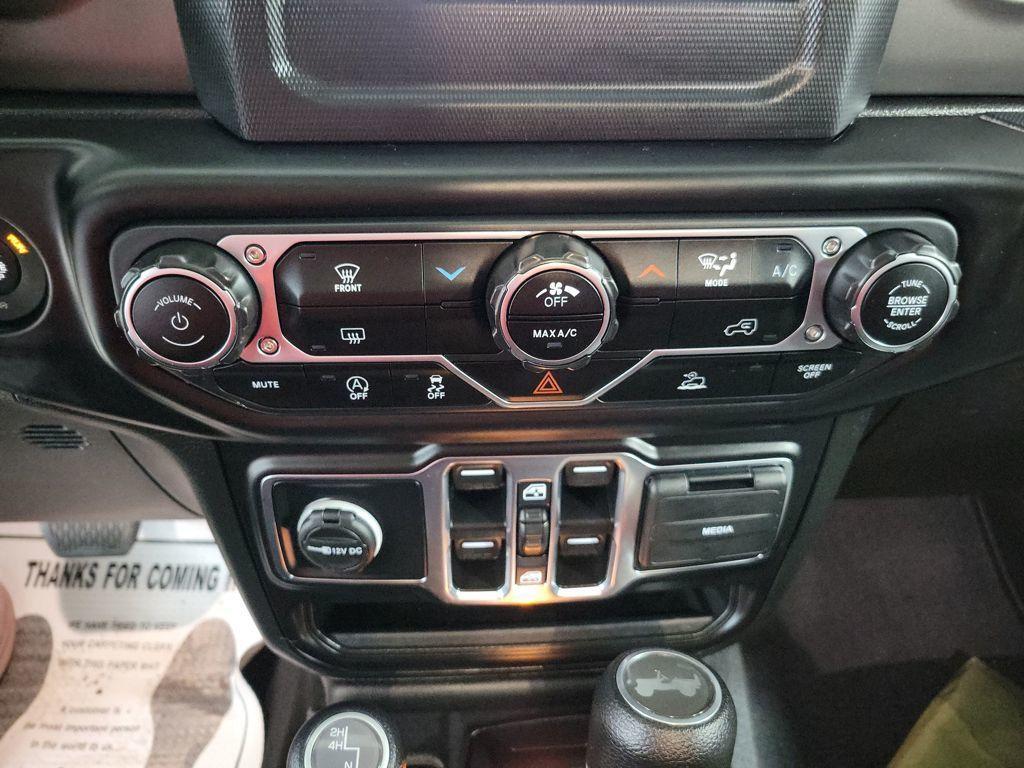 used 2022 Jeep Wrangler Unlimited car, priced at $26,999