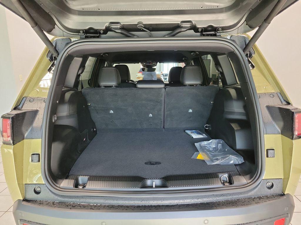new 2026 Jeep Cherokee car, priced at $39,718