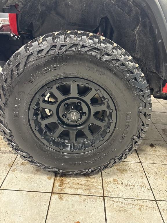 used 2020 Jeep Gladiator car, priced at $25,999