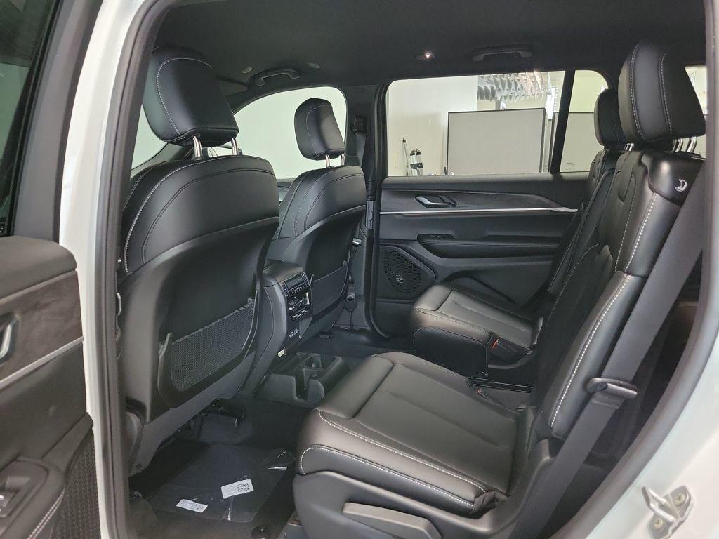 new 2025 Jeep Grand Cherokee L car, priced at $44,791