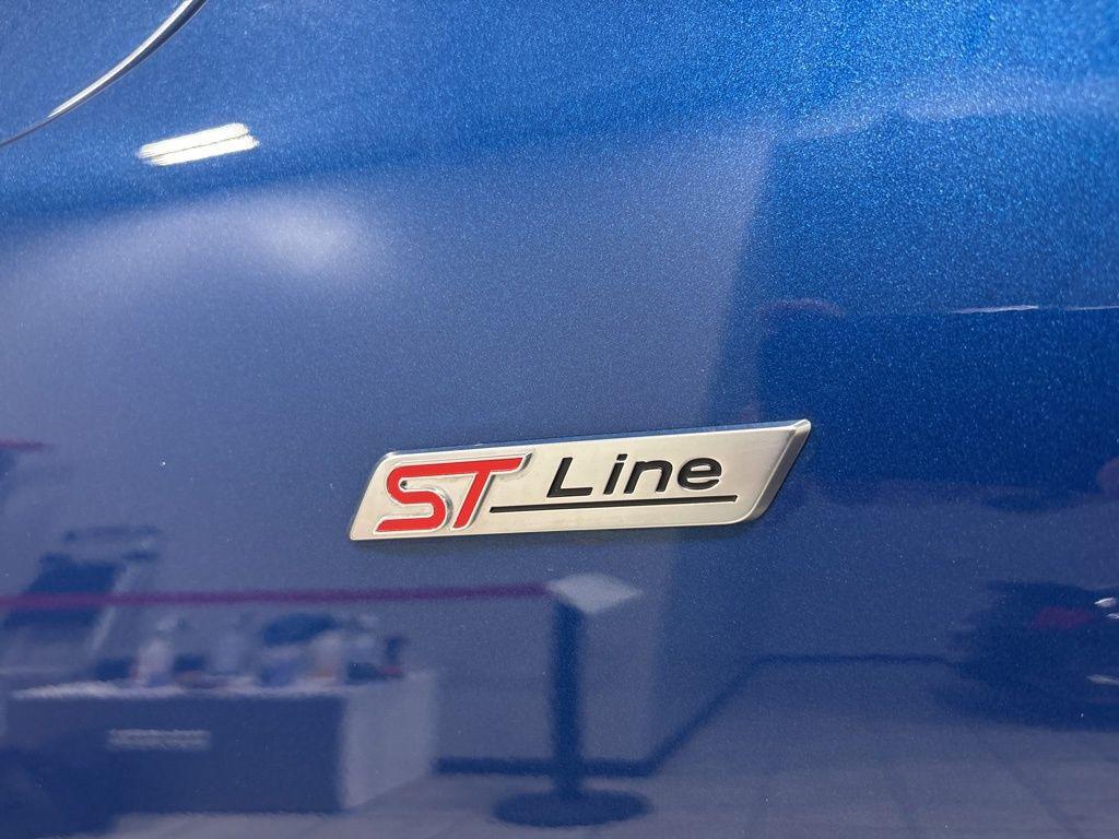 used 2023 Ford Escape car, priced at $21,999