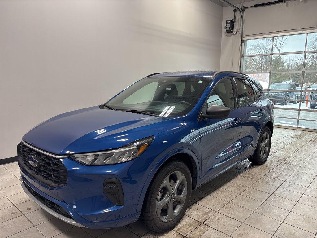 used 2023 Ford Escape car, priced at $21,999