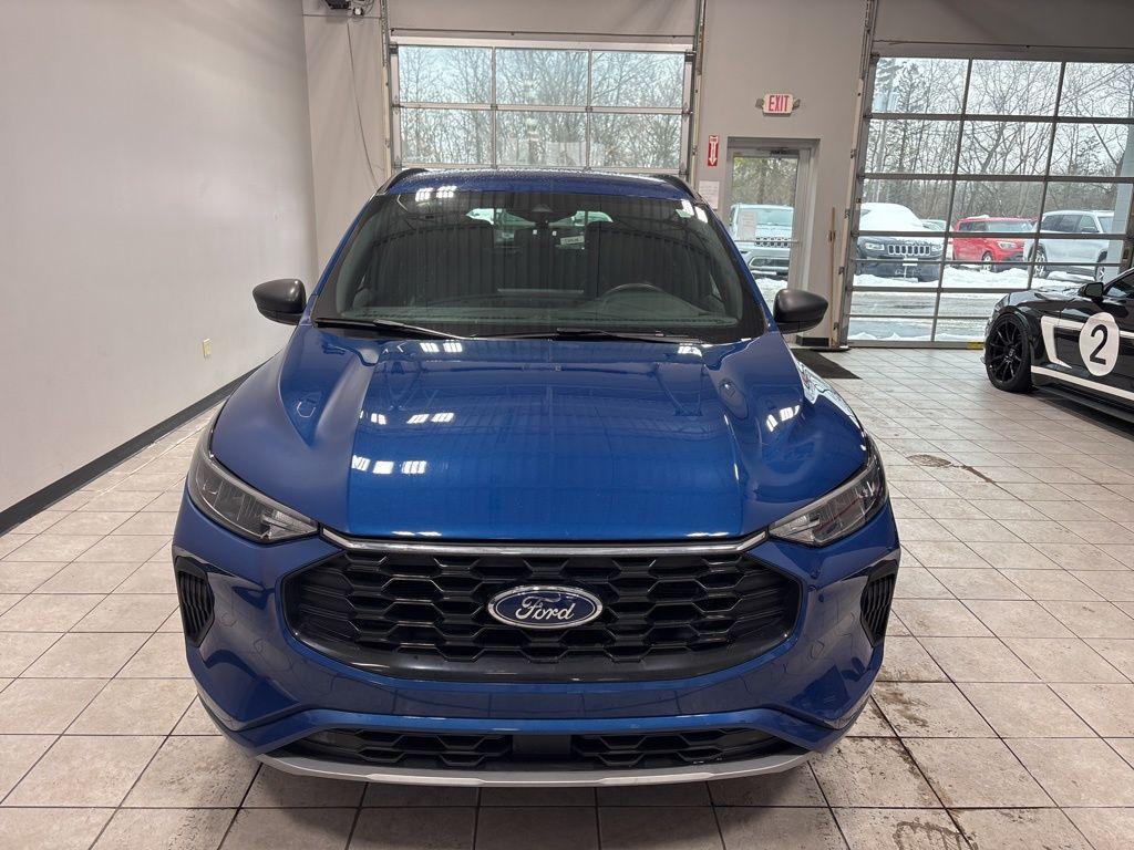 used 2023 Ford Escape car, priced at $21,999