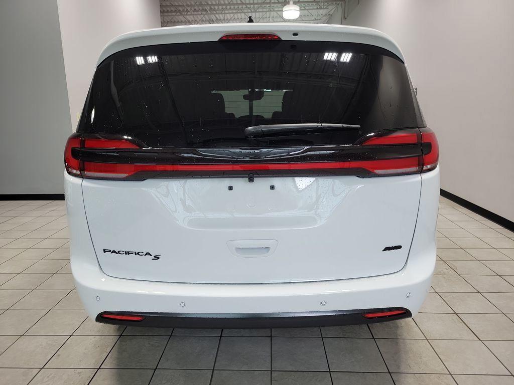 new 2026 Chrysler Pacifica car, priced at $47,305