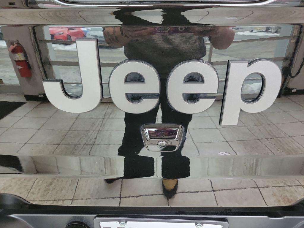 used 2021 Jeep Gladiator car, priced at $29,999