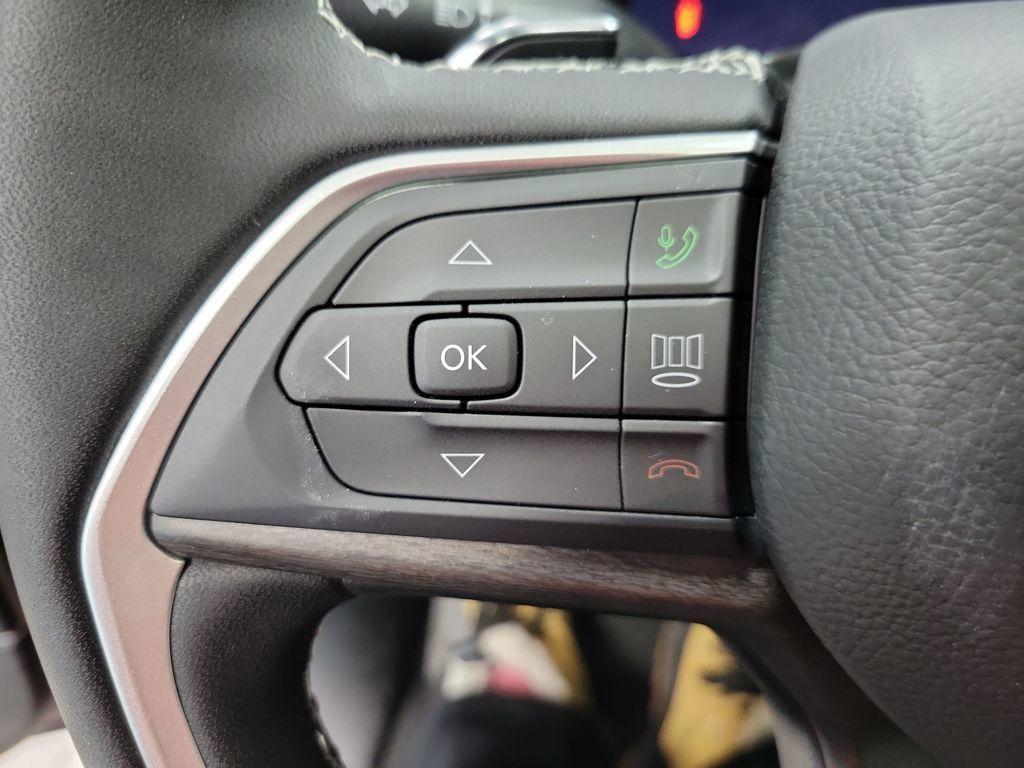 new 2026 Jeep Grand Cherokee car, priced at $50,210