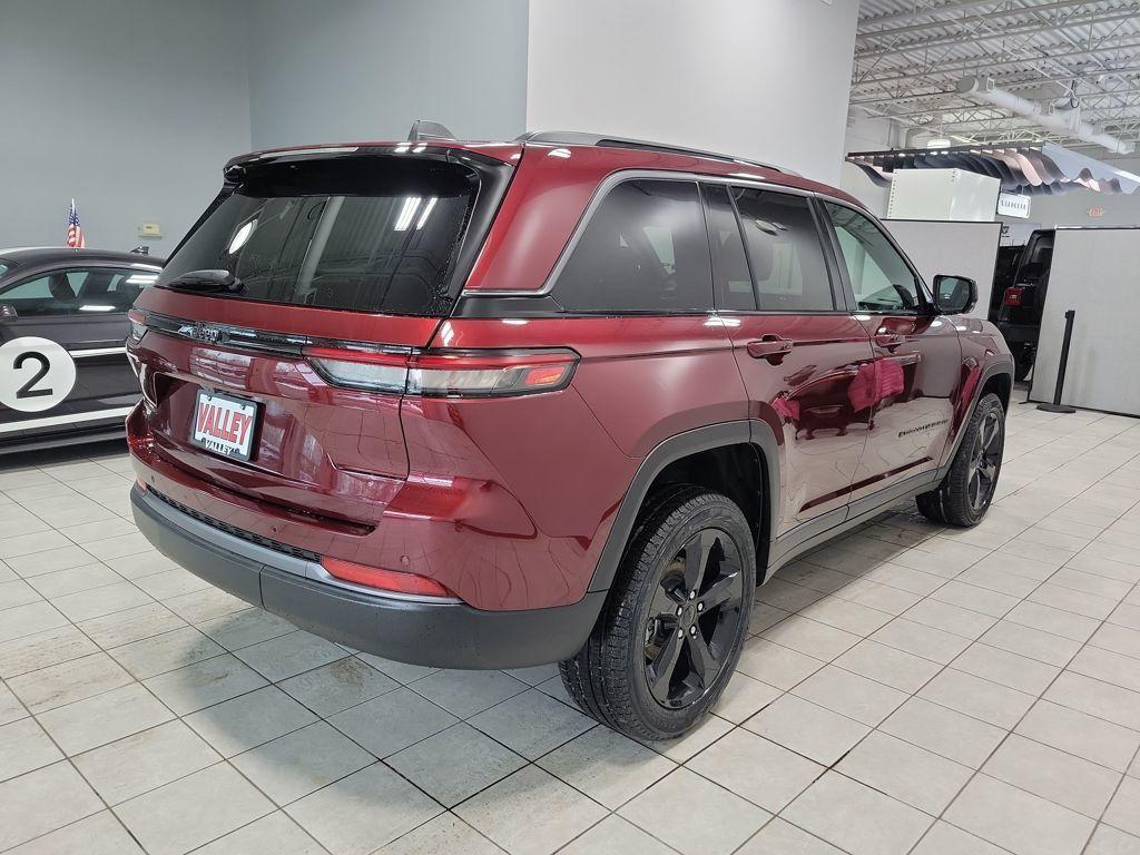 new 2026 Jeep Grand Cherokee car, priced at $50,210
