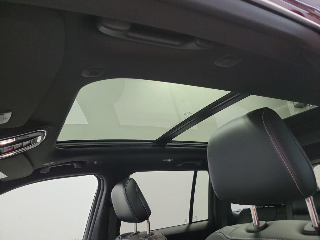 new 2026 Jeep Grand Cherokee car, priced at $50,210