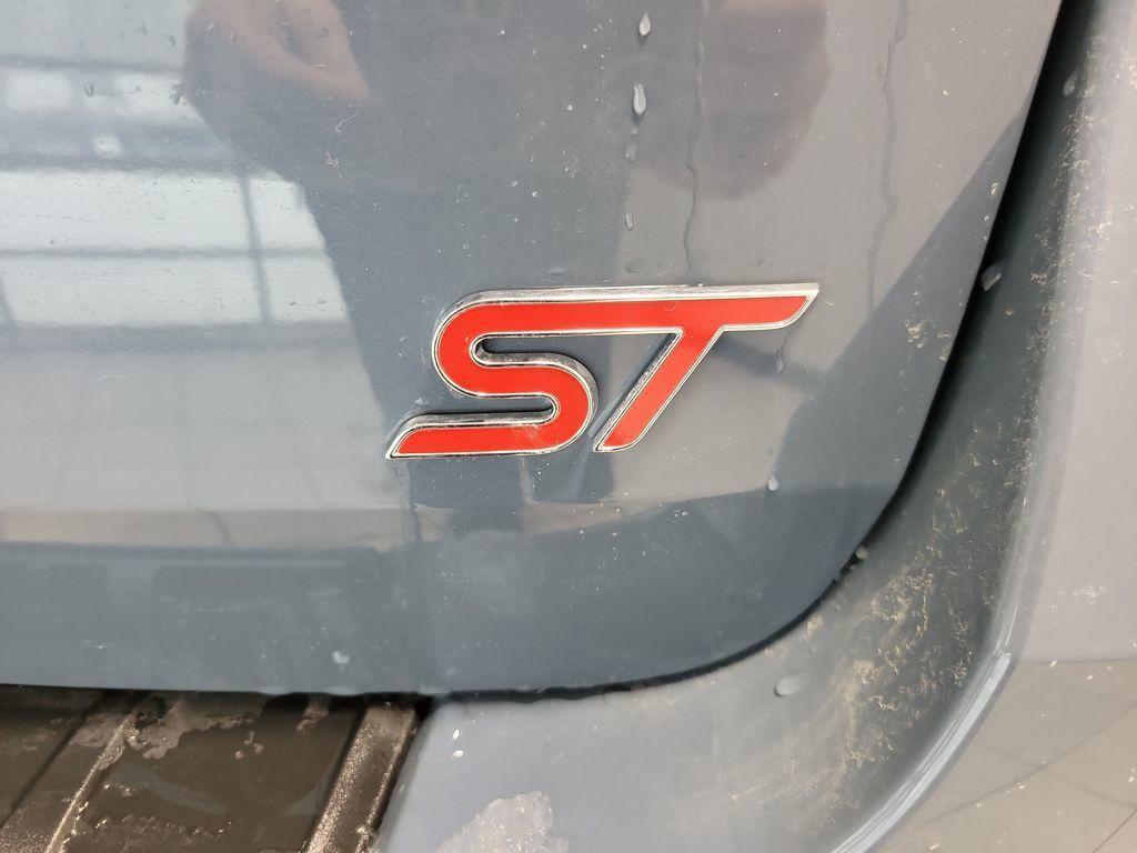 used 2025 Ford Explorer car, priced at $49,000